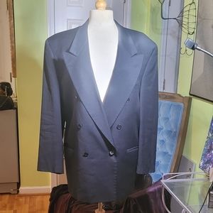 Exquisitely Sleek Valentino Uomo Extra Fine Virgin Wool Blazer